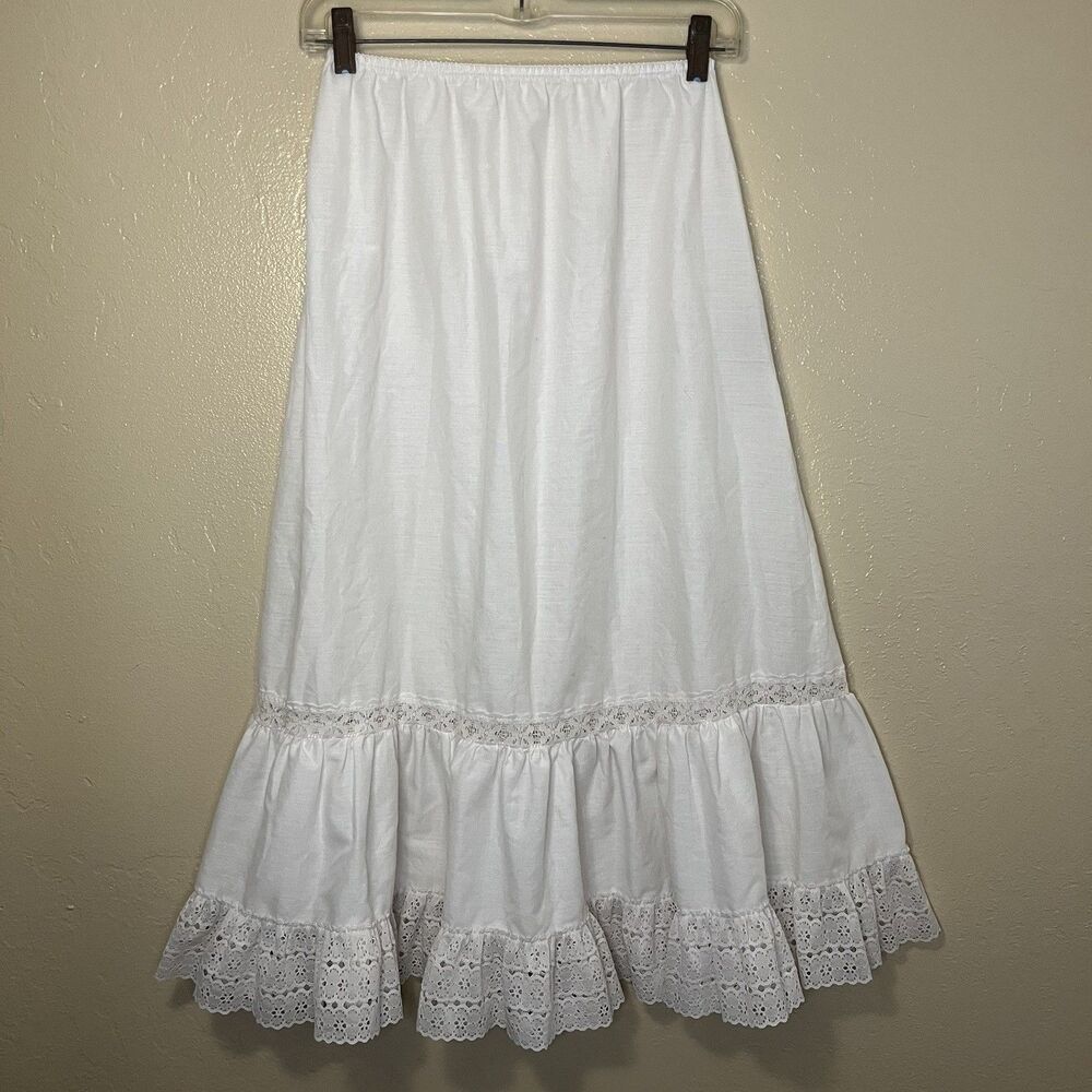 Vintage Petticoat Slip Skirt Cotton Eyelet Lace Country Cottagecore 21” Waist
